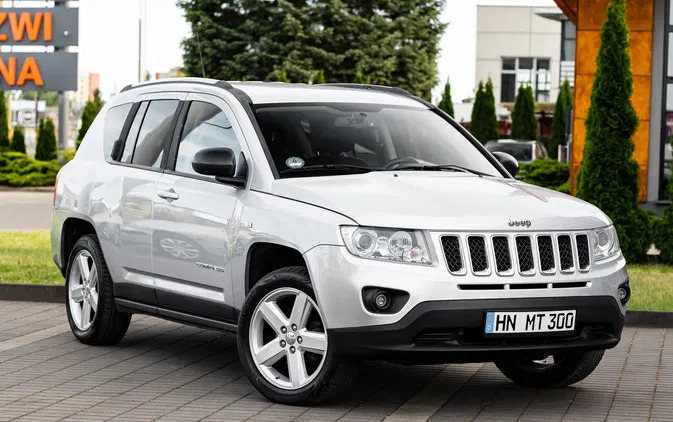 samochody osobowe Jeep Compass cena 38900 przebieg: 169000, rok produkcji 2011 z Radom